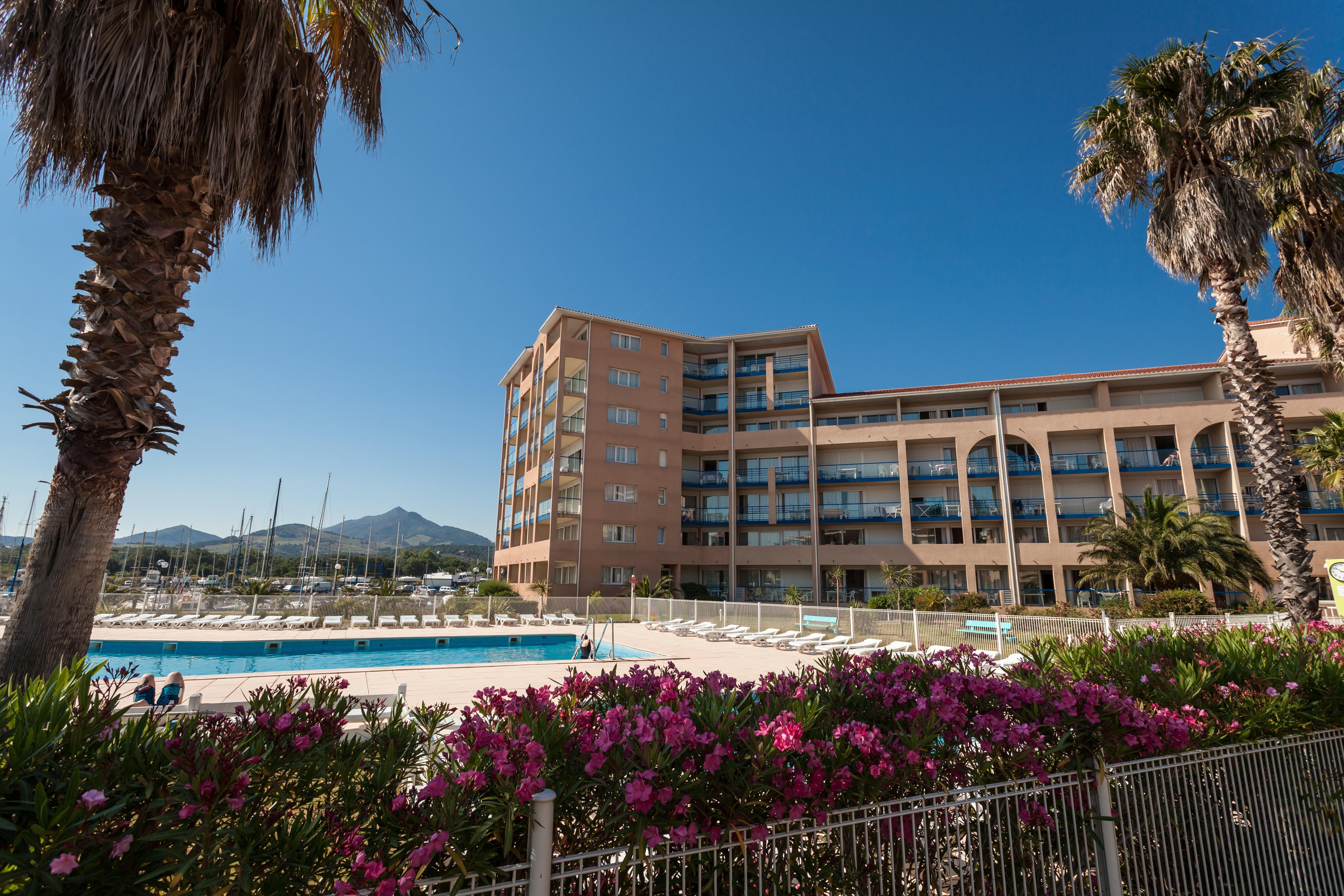 Appart Hotel Mer & Golf Port Argeles Bagian luar foto
